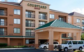 Courtyard By Marriott Nashville At Opryland